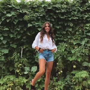 Meet your Posher, Melissa